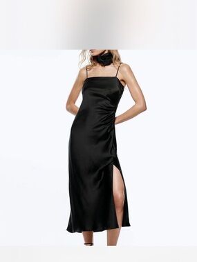 zara flowy draped dress Zara halter neck flowy draped midi dress